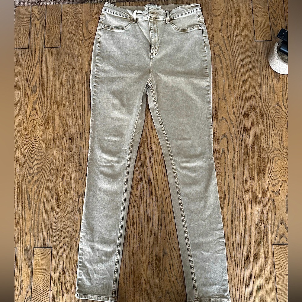 Free People Skinny Jeans Women’s Size 31R Tan Stretch Denim 61855-16615125